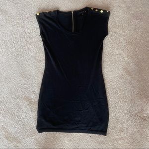 black bodycon dress size buttons on shoulder L